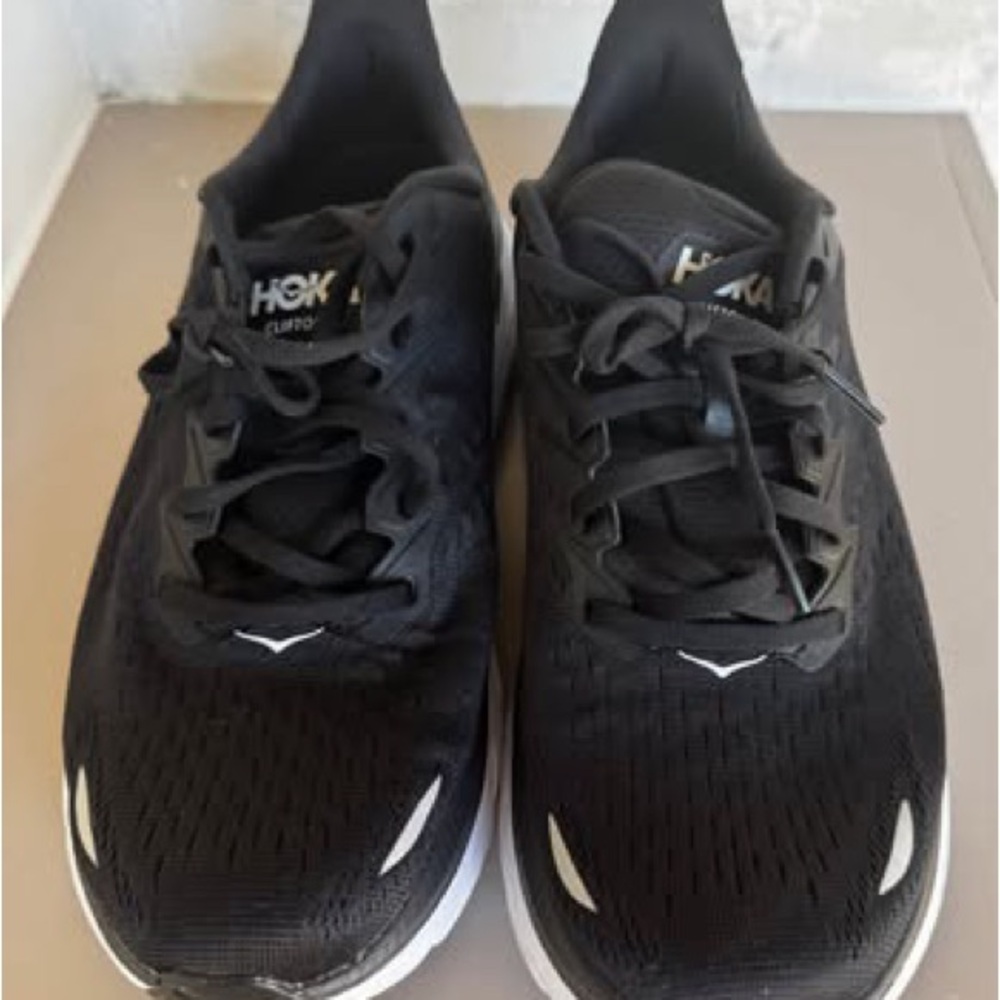 Women’s Hoka Clifton 8 Running Shoes
